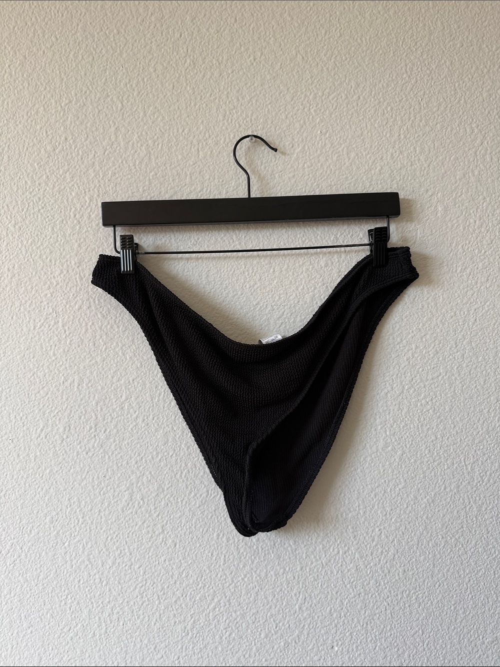 Good American Black Fits Everyone Textured High-Cut Bikini Bottom
